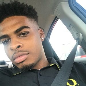 Meet your Posher, Dontay